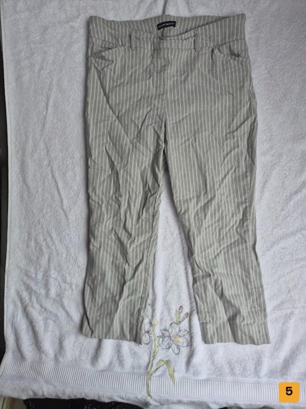 Hilary Radley Striped Cropped Pants Size 12 Gray/White
